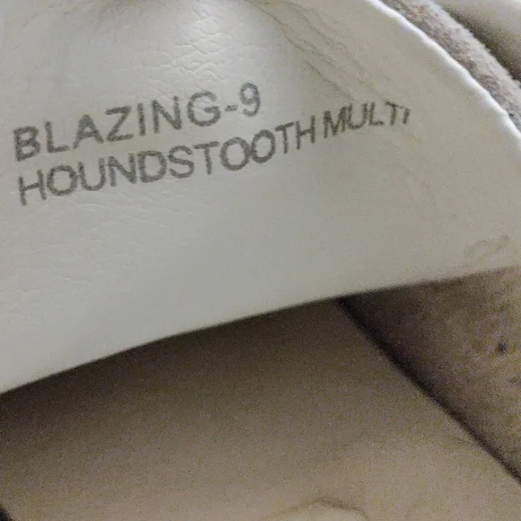 Vintage Havana "Blazing" Sneakers - Picture 5 of 14